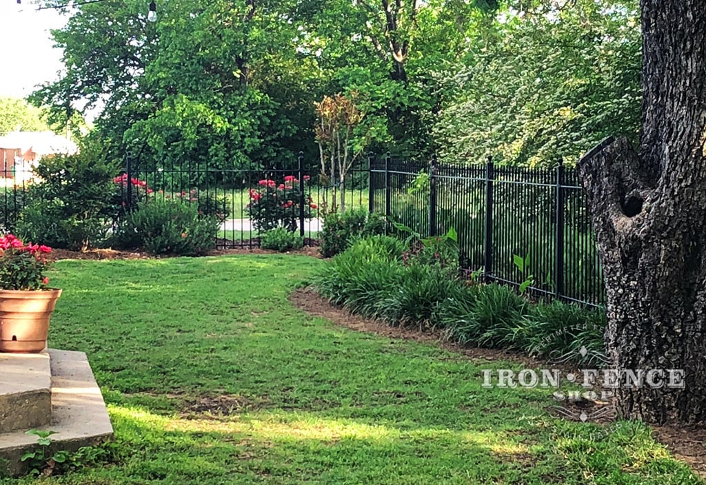 4ft Wrought Iron Fence in Classic Style and Traditional Grade